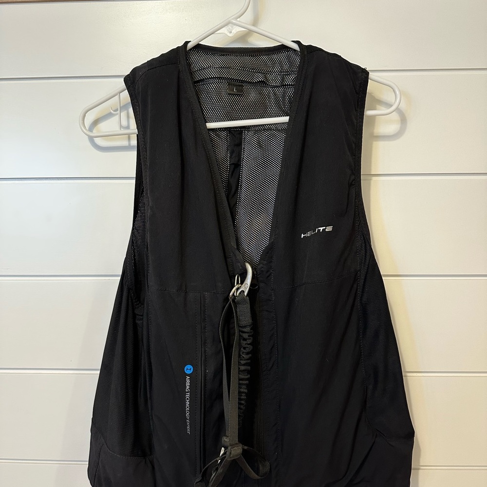 Helite vest